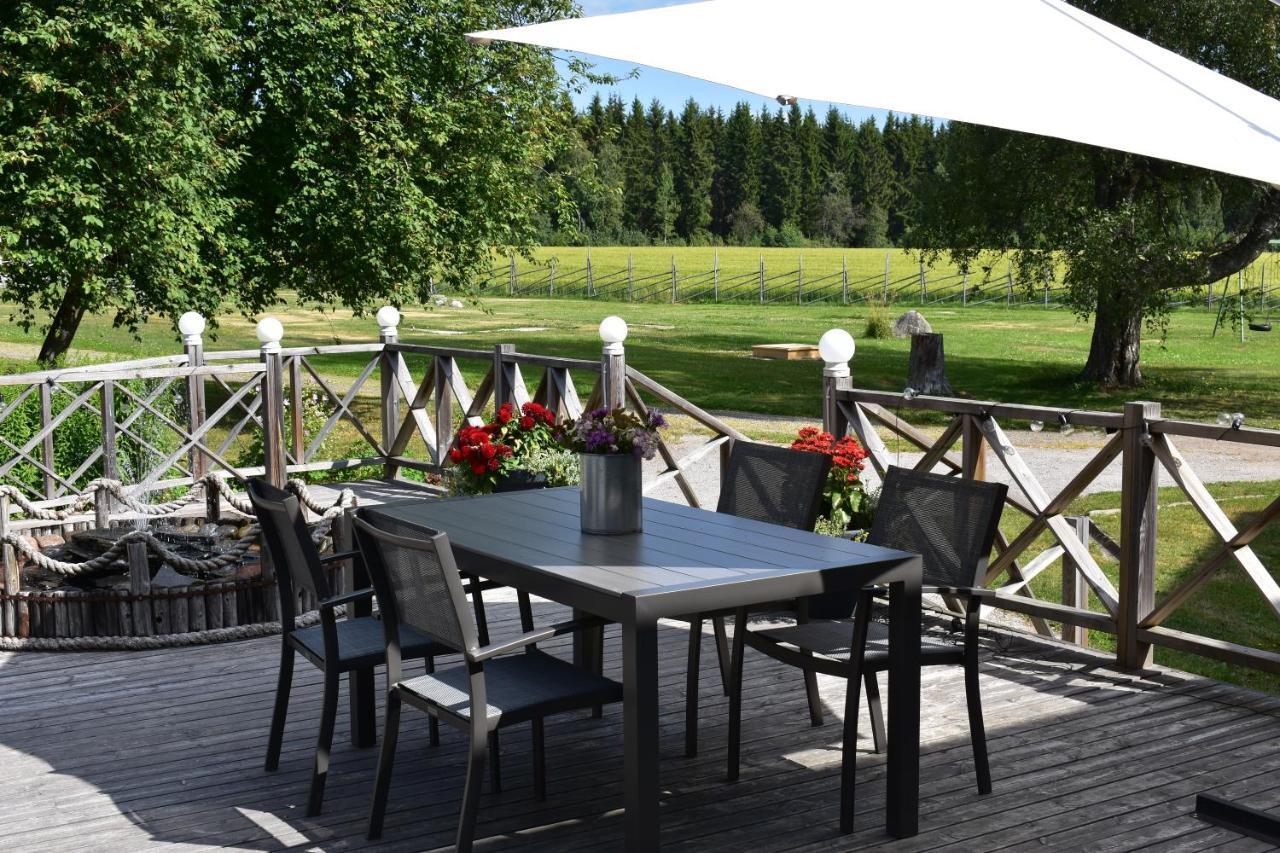 Kartanohostel Annacatharina Савонлинна Экстерьер фото